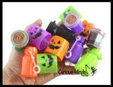 Halloween 144 Piece Small Toy Set - Mini Bubbles, Witches Potion Putty - Pumpkin Spring Coil - Trick or Treat (12 Dozen)