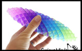 Transformation Mesh Worm - Deform Net Fidget - Morph Changes Shapes