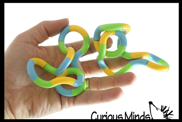 Twisty Turn Endless Fidget Snake - Infinity - Snaps Apart | Curious ...