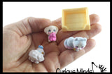 Mama Surprise Families - Little Live Pets Blind Bag Box - Mystery Number of Babies