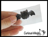 Stretchy Bats - Mini Gummy Sticky Bat Toys - Halloween Party Favor Prize