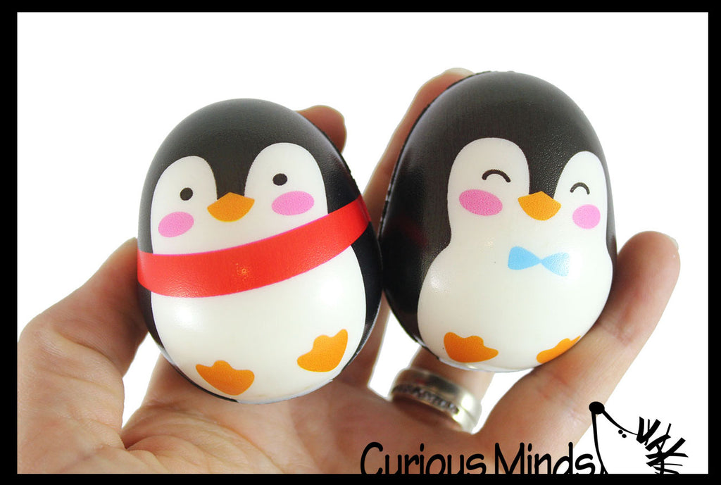 Wobble Penguin Toy - Fun Desk Fidget - Poke to Make it Move - Cute Penguins - Winter Christmas Toy Gift