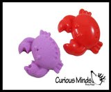 Wonder Sand Pouch with 2 Mini Sand Molds - Stretchy  Soft Moving Sand-Like  putty/dough/slime