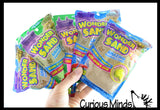 Wonder Sand Pouch with 2 Mini Sand Molds - Stretchy  Soft Moving Sand-Like  putty/dough/slime